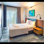 Appart hôtel Lunar 4*