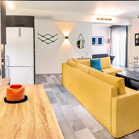 Apartahotel Lunar