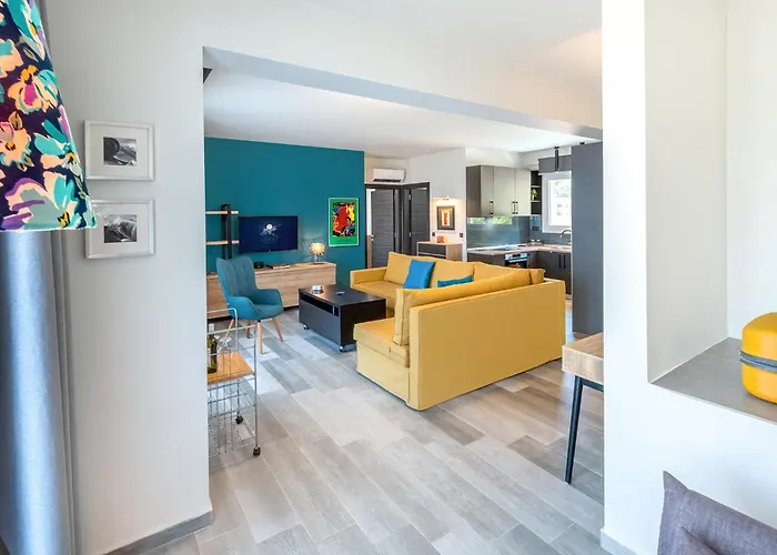 Lunar 4* Skala Rachoni (Thasos)